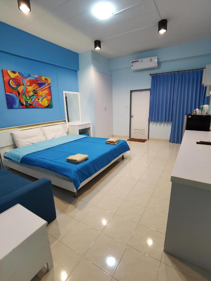 Uj Apartment Бангсен Екстер'єр фото